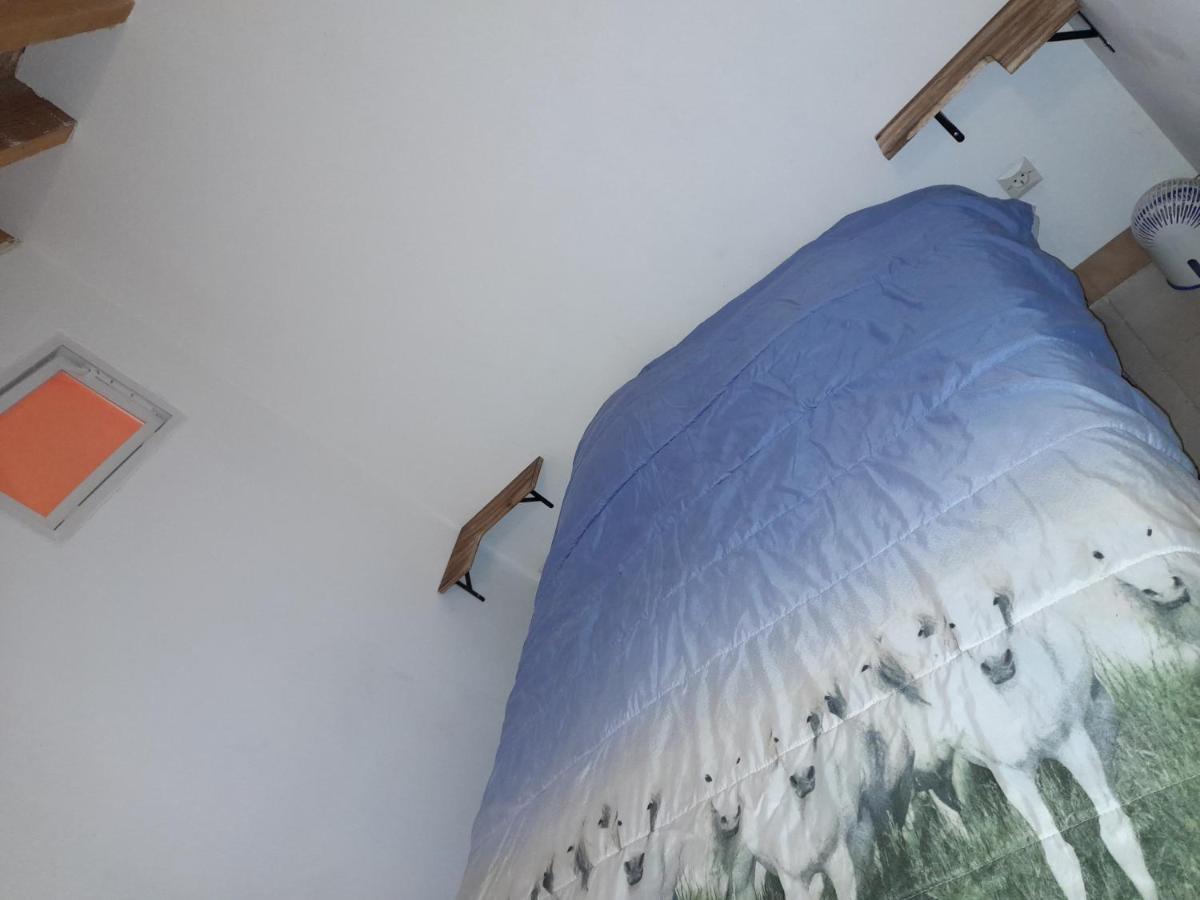 Location Petit Gite Individuel Orgeres  Luaran gambar